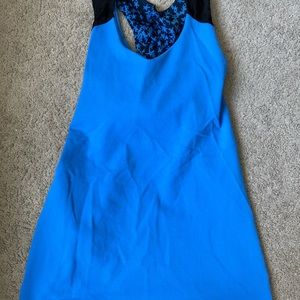 Girl’s workout top with built in bra